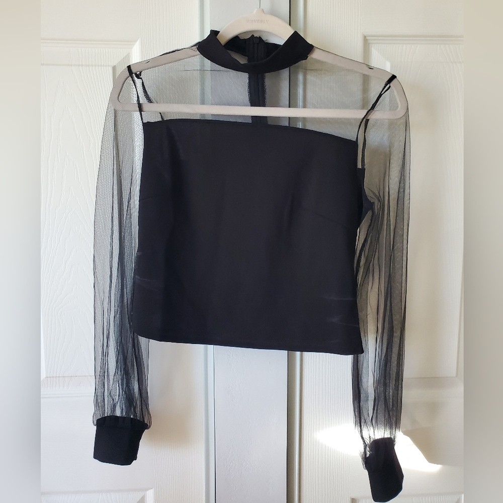 Black long sleeve mesh top size M
